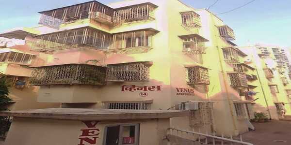 1 BHK for Rent at Venus Apartment, Lokhandwala, Andheri West. Semi Furnished