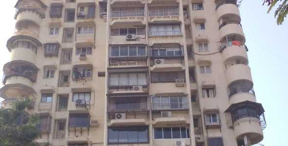 3 BHK Apartment For Rent At Moru Mahal, Pali Hill, Bandra West.