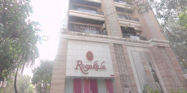 A 585 sq.ft. Commercial Office for Sale at Le Magasin, Main SV Road in Santacruz West