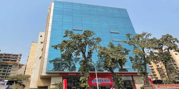 Fully Furnished Commercial Office Space of 2200 sq.ft. Carpet Area for Rent at Sunteck Grandeur, Andheri West.
