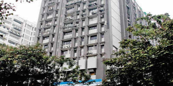 2300 Sq.ft. Sea View Commercial Office For Rent At Raheja Centre, Nariman Point.