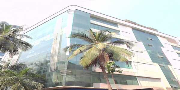 Fully Furnished Commercial Office Space of 1000 sq.ft. Area with Loft for Rent at Shree Krishna, Off Link Road, Andheri West.