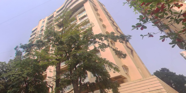 Spacious 3 bhk flat with approx 1500 sq ft. carpet area  Available for Sale in Pacific Avenue, Main Avenue, Santacruz West 