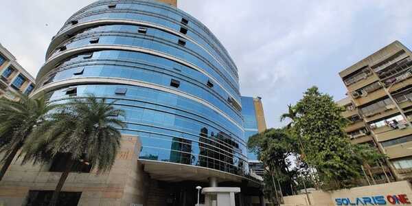 Commercial Office Space of 950 sq.ft. Area for Rent at Hubtown Solaris, Andheri East.