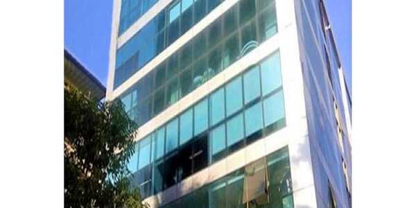 Commercial Office Space of 1000 sq.ft carpet area for Rent in Modi House, Andheri West.