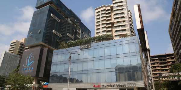 321 Sq.ft. Commercial Office For Sale At Lotus Trade Centre, D.N. Nagar, Andheri West.