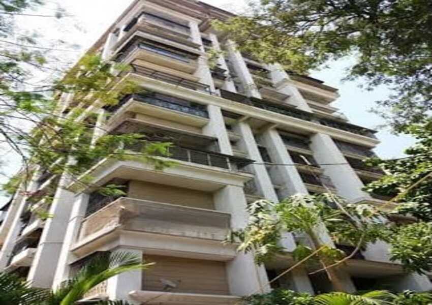 Luxurious 3 BHK Sea View Residential Flat for Rent at Continental