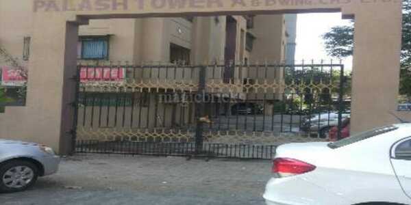 750 sq.ft 2 bhk Residential Apartment for Sale in Palash Towers, Veera Desai Road, Andheri West.