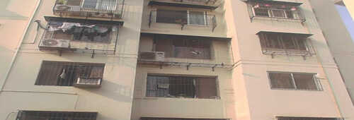Mangroves Facing 4 bhk Residential Flat of 3000 sq.ft carpet area for Rent in Oberoi Sky Gardens, Lokhandwala Back Road, Andheri West.