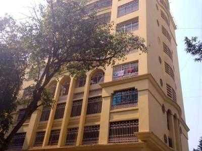 2 BHK Apartment For Sale At SV Road, Khar West.