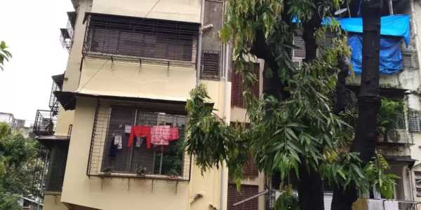 2 BHK Apartment For Rent At 17th Road, Khar West.
