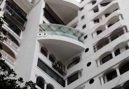 3 BHK Apartment For Rent At Vinayak Heights, Pali Hill, Bandra West.