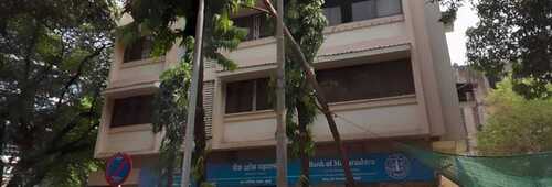 Rent Semi Furnished 750 sft Office in Khar W, SV Rd, Suraj Bhavan.