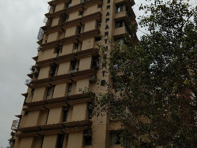 1 BHK Apartment For Rent At Maker Apartment, Walkeshwar Road, Malabar Hill.