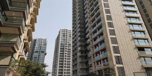 3.5 BHK Apartment For Sale At Rustomjee Seasons, Bandra East.