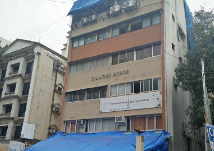 680 Sq.ft. Commercial Office For Rent At Diamond House, 35th Road, Bandra West.