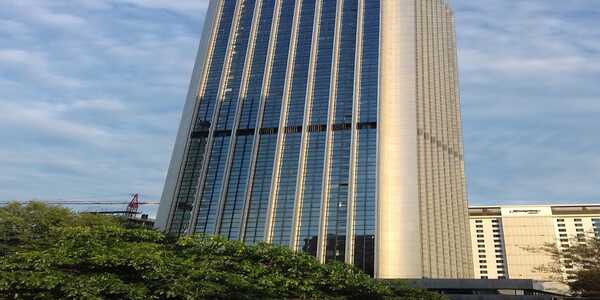 Bank Auction Distress Sale for Massive 3 bhk with Mangroves View in Oxford Tower, Andheri West.