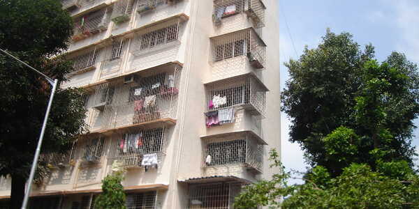 PG Apartment available for working girls in Kavita Apartments situated in Borivali west.