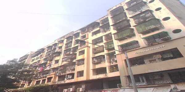 2 BHK Residential Apartment of 725 sq.ft. Carpet Area for Sale at Akash Deep, Andheri West.