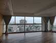Fully Furnished 4 BHK Sea View Apartment of 3000 sq.ft. Area for Rent in Bandra West.