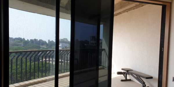 2200 sq ft + Balconies 3 bhk for Rent in Juhu Scheme on one of the best streets, surrounded by Celebrities, Industrialists