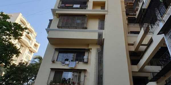 Furnished 2 BHK Residential Apartment for Rent at Jolly Apartments, Santacruz West.