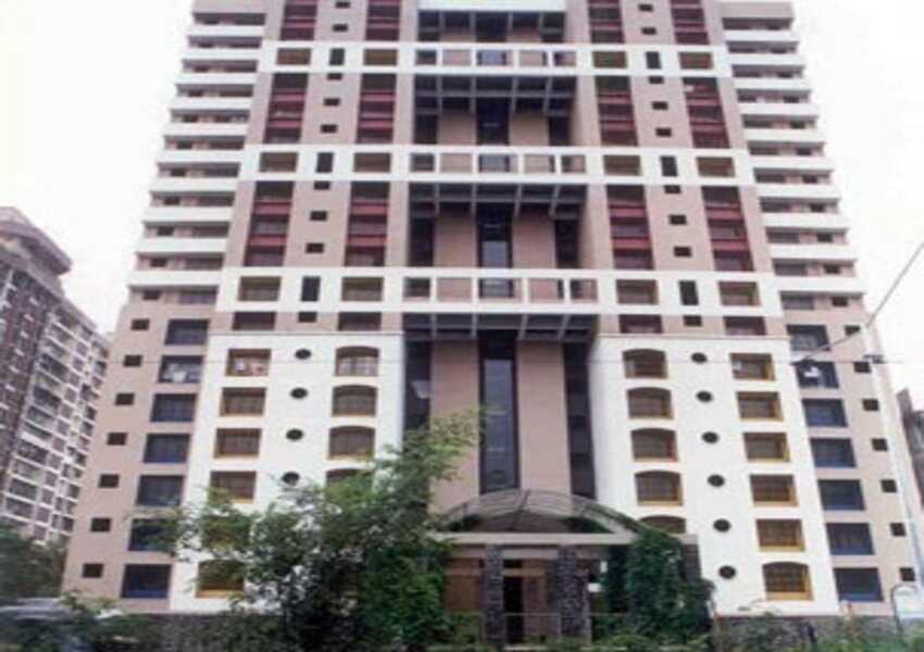 4 BHK Furnished Apartment For Sale At Rushi Tower, Lokhandwala Complex