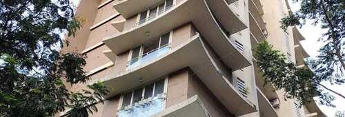 Sale 2 Bhk, 750 sft, in Khar W, Chhaya Apts, 15th Rd.