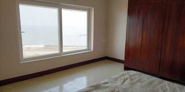 Rent One Room Sea Facing Fully furnished Studio Apartment at Cumballa Hill 