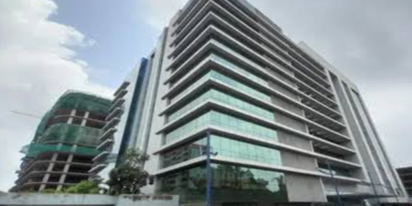 Semi Furnished Commercial Office Space of 2080 sq.ft. Area for Rent at Link Rose, Santacruz West.