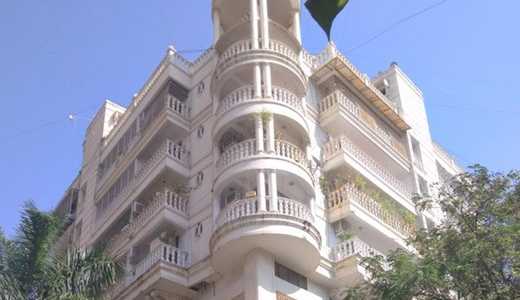 3 BHK Apartment For Rent At 28th Road, Bandra West.