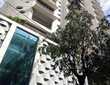 Rent Semi Furnished 3 Bhk in Khar W, 17th Rd, Khandelwal Apt.