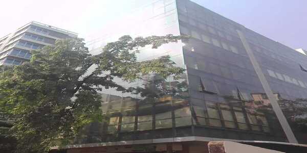 Semi Furnished Commercial Office Space of 400 sq.ft. Carpet Area for Rent at Benchmark, Khar West.