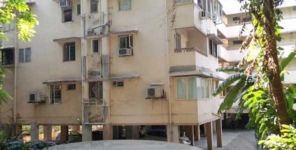 2.5 BHK Apartment For Rent At Pali Hill, Bandra West.