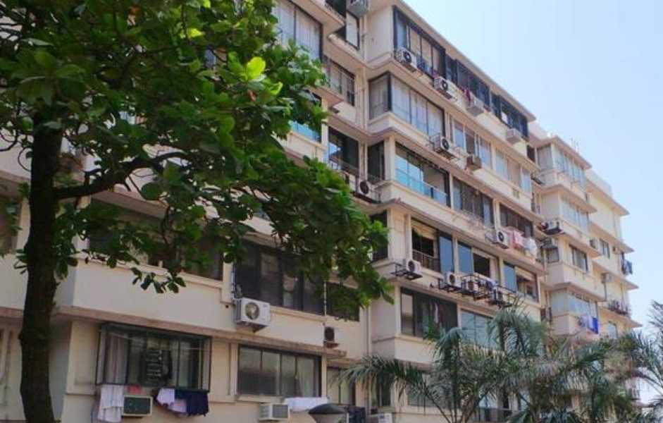 2 BHK Apartment For Sale At Simla Nagar, Malabar Hill. for SALE