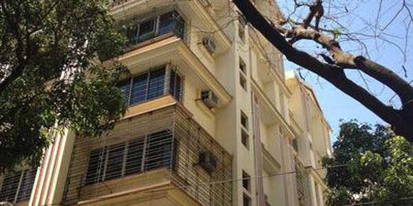 2 BHK Apartment For Sale At 29th Road, Bandra West.