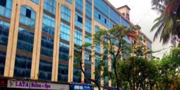 Commercial Shop Space of 500 sq.ft Area for Rent at Laxmi Industrial Estate, Andheri West.