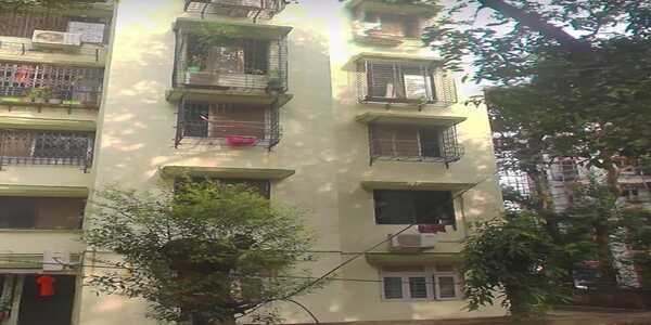 2 bhk Flat  with 650 sq ft carpet for Sale in Near Versova Metro Station 