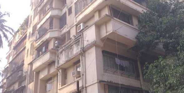 1 BHK Apartment For Sale At 13th Road, Khar West.