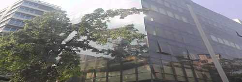 Semi Furnished Commercial Office Space of 400 sq.ft. Carpet Area for Rent at Benchmark, Khar West.