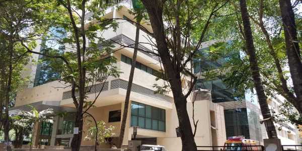 525 Sq.ft. Commercial Office For Rent At Raheja Plaza, Veera Desai Road, Andheri West.