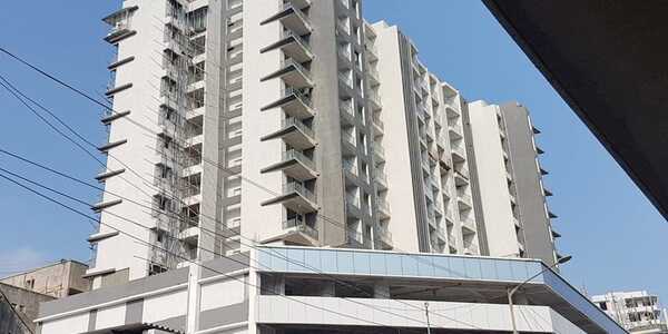 2 BHK Residential Apartment of 671 sq,ft. Carpet Area for Sale at Pearl Residency, Andheri West.