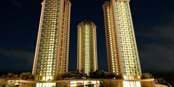 2.5 BHK Apartment For Sale At Oberoi Springs, New Link Road, Andheri West.