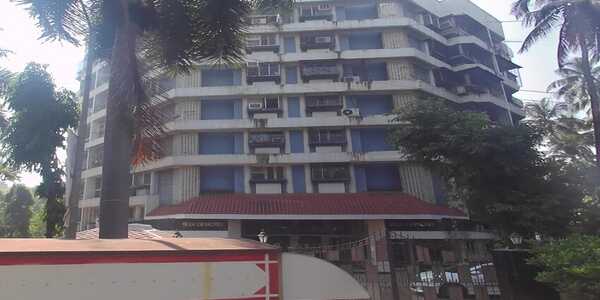 1 Room Kitchen (Rk) flat with 400 sq ft. Old Built-up area Available for Sale on Juhu Tara Road