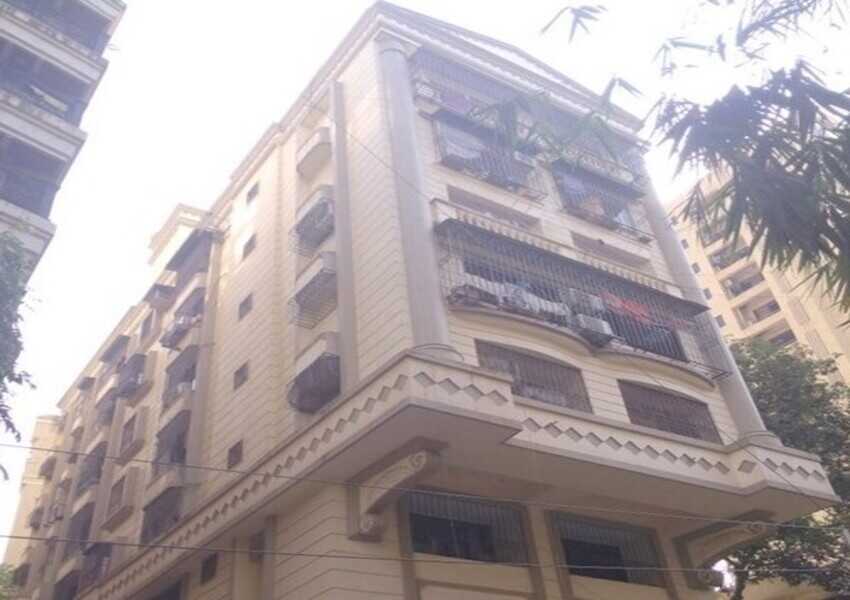 3 BHK Furnished Apartment For Rent At 14th Road, Khar West. for RENT