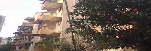 2 BHK Residential Apartment for Sale at Paramount, Andheri West.