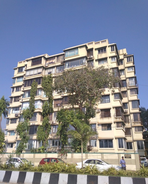 2 BHK Sea View Apartment For Rent At Oceanic, Carter Road, Bandra West