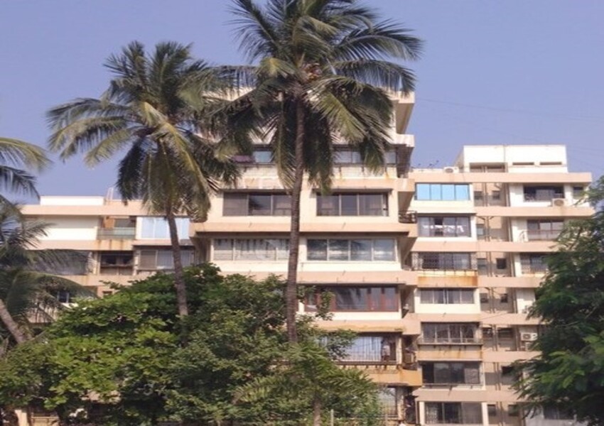2 BHK Sea View Apartment For Rent At Carter Road, Khar West. for RENT