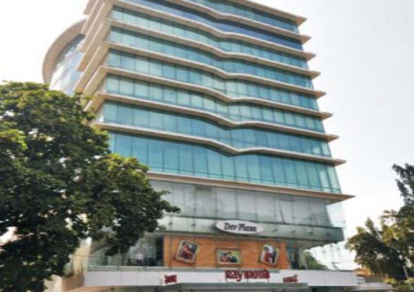 550 Sq.ft. Commercial Office For Rent At Dev Plaza, SV Road, Andheri