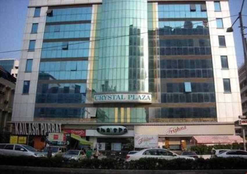 1400 Sq.ft. Commercial Office For Rent At Crystal Plaza, Veera Desai